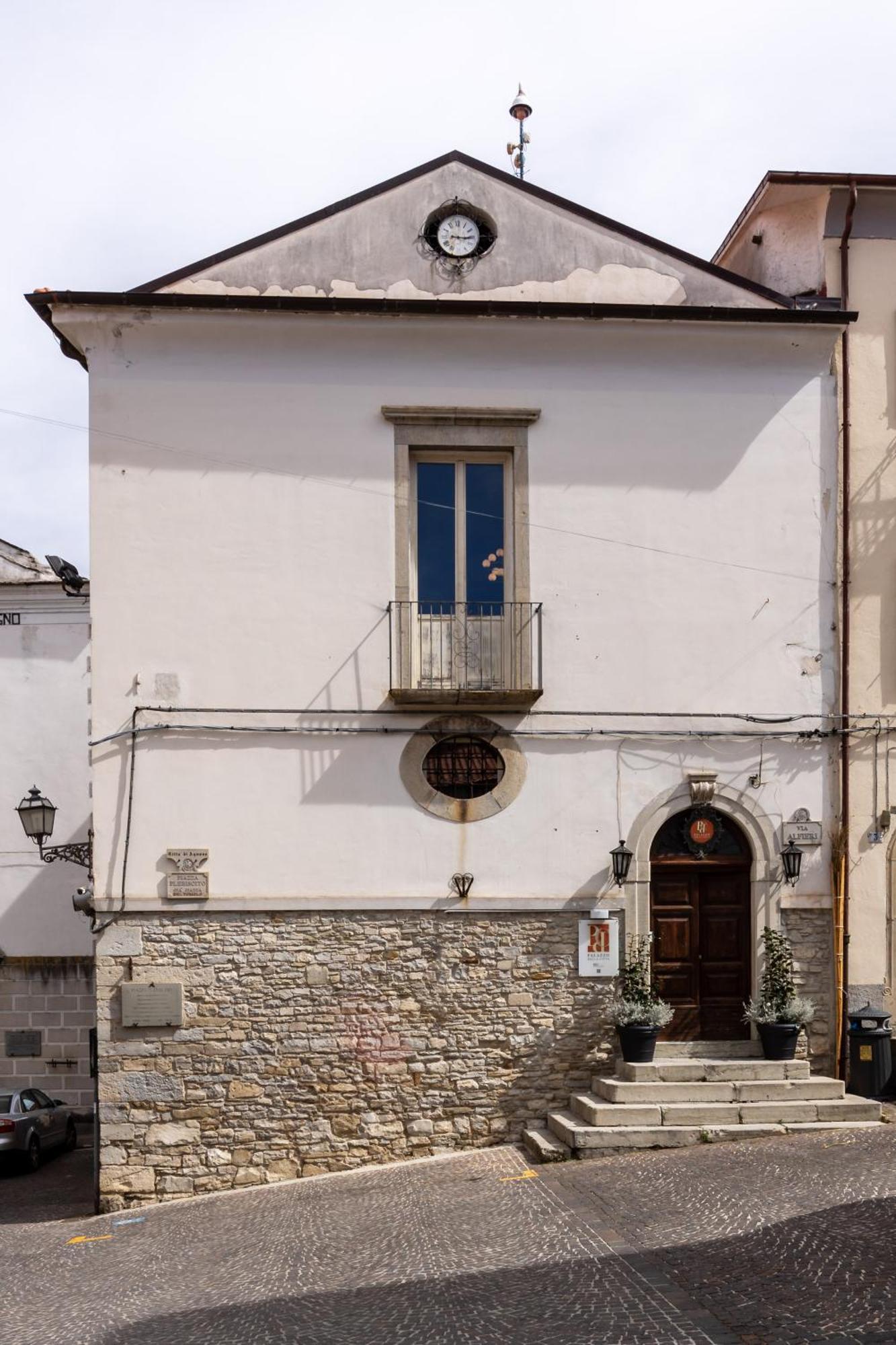 Palazzo Della Citta Agnone Exterior foto